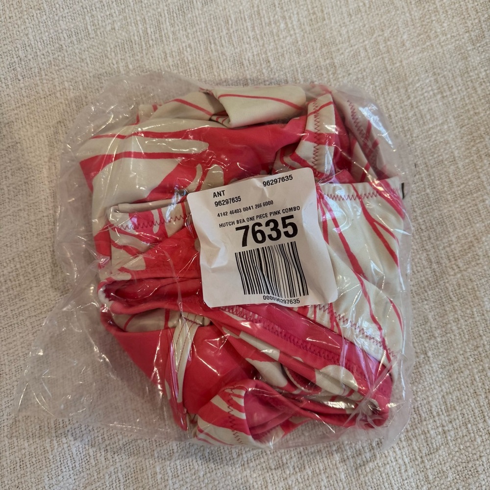 NWT Hutch Bea One Piece Swimsuit - Picture 5 of 6